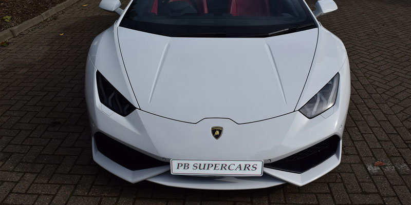 Hire a Lamborghini Huracan